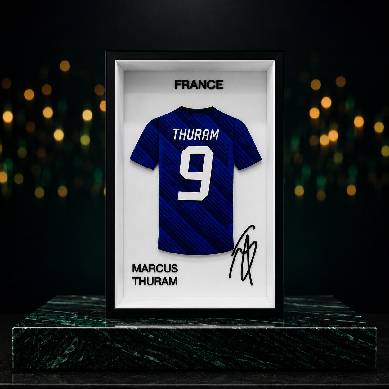 Marcus Thuram - Équipe de France #9 | Cadre Jersey 3D Premium