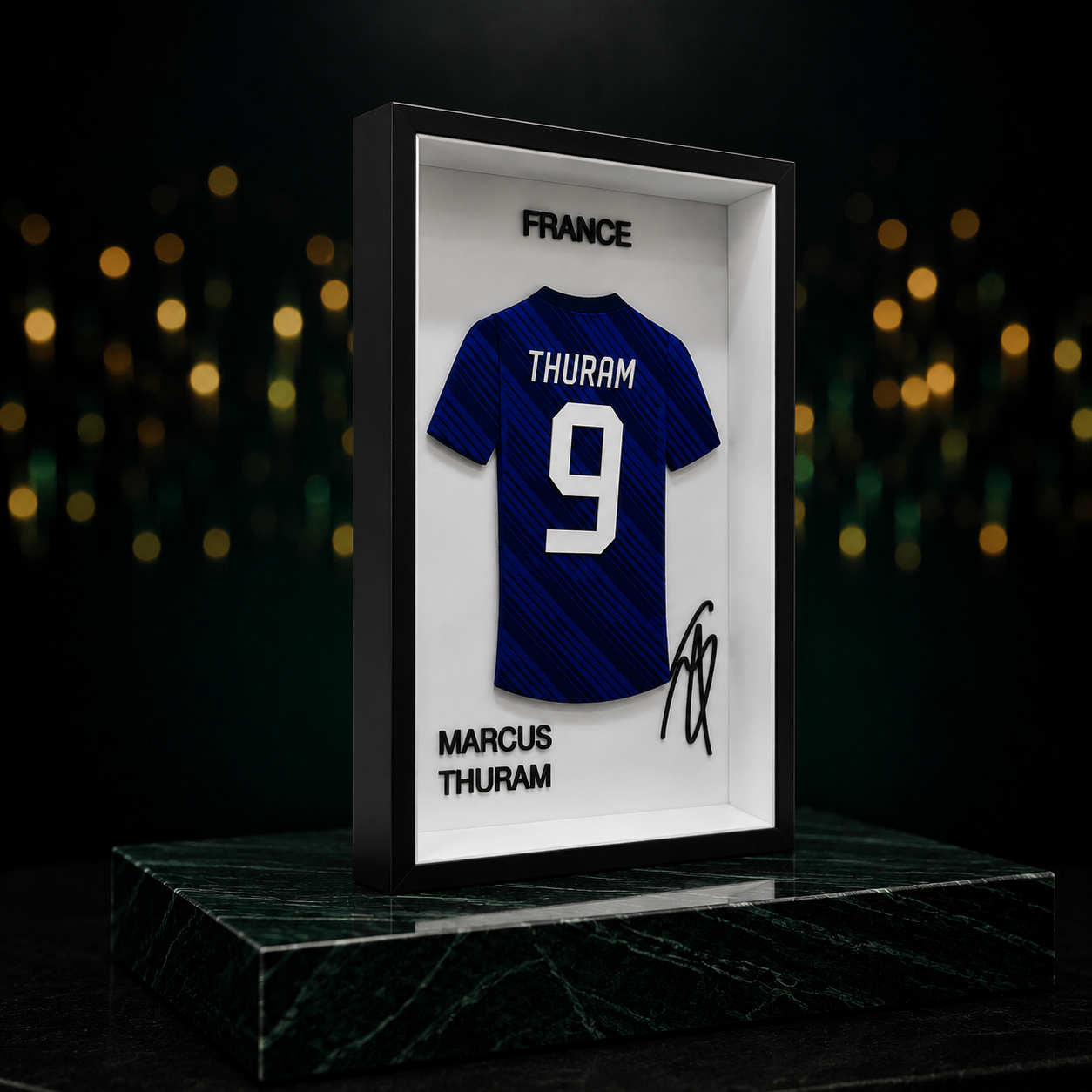 Marcus Thuram - Équipe de France #9 | Cadre Jersey 3D Premium